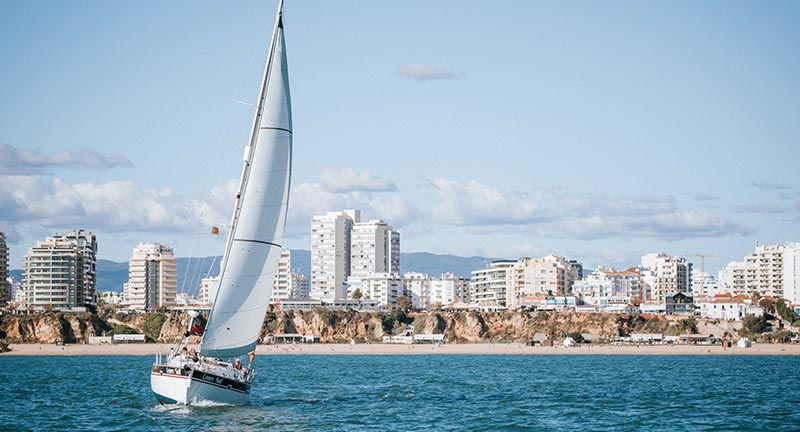 RYA Sailing school in Portugal